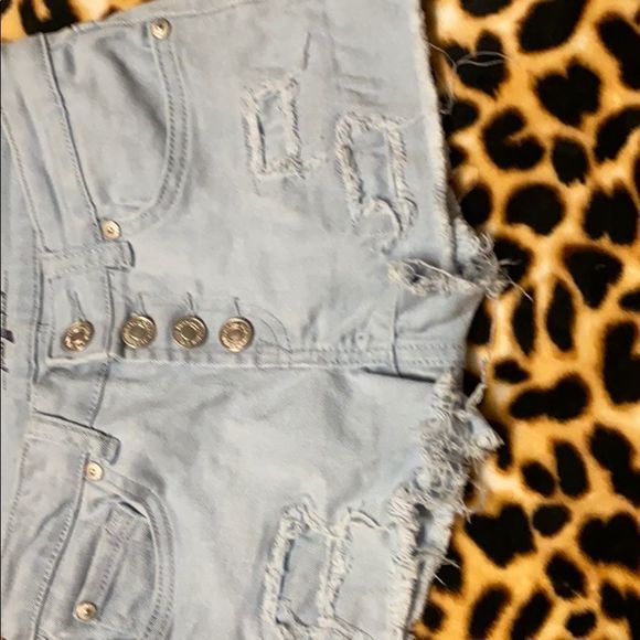 •7 FOR ALL MAN KIND•LIGHT WASH DISTRESSED LITTLE GIRLS SHORTS SIZE 12 EUC - Picture 7 of 7